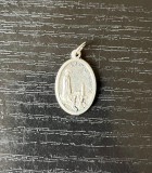 Medalion catolic Fecioara de la Fatima &ndash; Import Italia, metal argintat