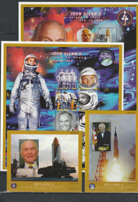 Cosmos ,cosmonauti John Glenn,Palau. foto