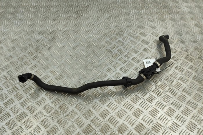 Furtun de lichid de răcire BMW 3 G20, G28 2024 OEM: 9398959 28456776