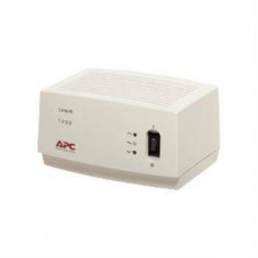 UPS APC LE1200I Line-R Automatic Voltage Regulator foto