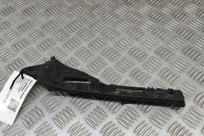 Suport bara de protecție dreapta față PORSCHE CAYENNE 92A 2011 OEM: 7P5807050,7P5.807.050 | 29999556