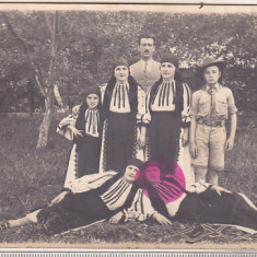 bnk foto Costume populare - Cercetas in uniforma - Foto Andrei Sibiu 1936