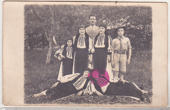 bnk foto Costume populare - Cercetas in uniforma - Foto Andrei Sibiu 1936