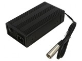 Incărcător de baterii re&icirc;ncărcabile 6,8A 20&divide;90Ah 13,8VDC