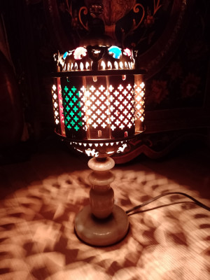 Lampadar in stil oriental din alama masiva și onix foto