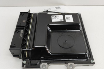 Unitate de control motor VOLVO XC90 II 2019 OEM: 32242004,MB175745-0100 23825097 foto