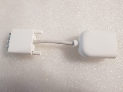Adaptor Apple DVI to Video Adapter M9267G/A - poze reale foto