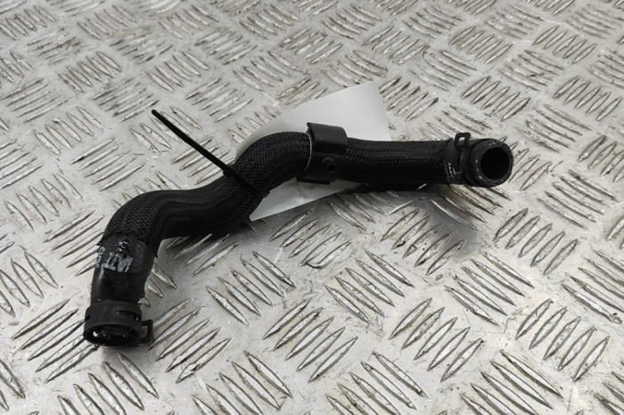 Furtun de lichid de răcire JAGUAR I-PACE X590 2020 OEM: J9D3-8D186-AC 27940605