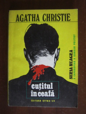 Agatha Christie - Cutitul in ceafa foto