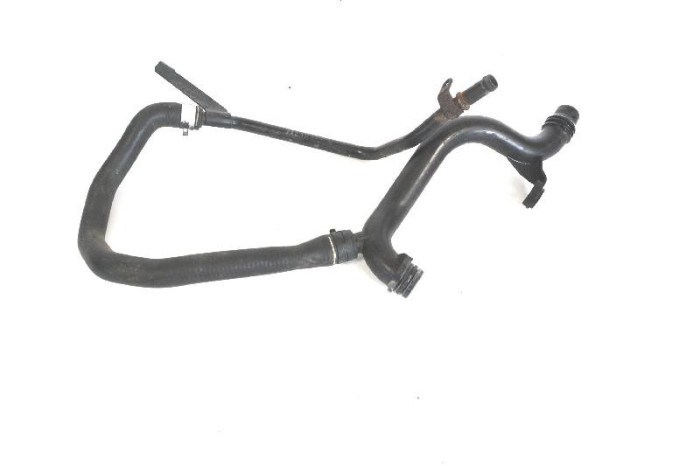 Furtun de lichid de răcire AUDI A4 8K2, B8 2015 OEM: 06H121065D,06H121057H | 10011122