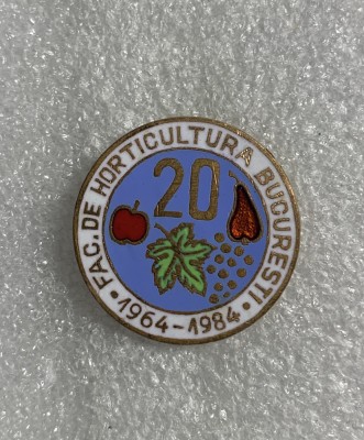 Insigna Facultatea de horticultură București 1964-1984 foto