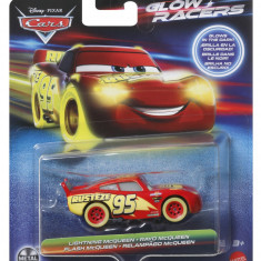 CARS GLOW RACERS MASINUTA METALICA FULGER MCQUEEN 1:55 SuperHeroes ToysZone