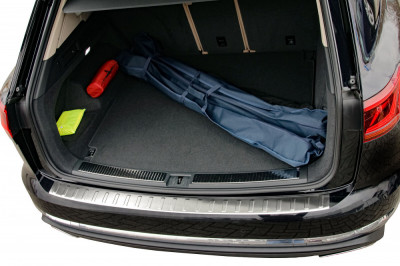 Ornament protectie bara spate/portbagaj mat VW Touareg 3, III din 2018 foto