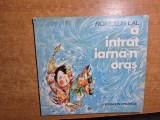 carte pentru copii - a intrat iarna-n oras - din anul 1980
