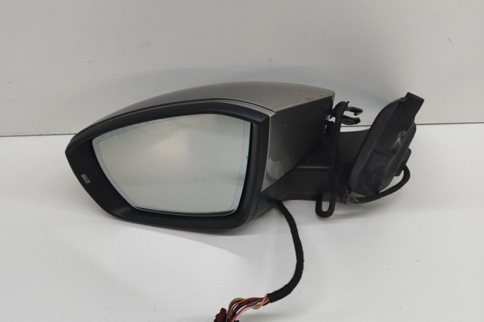 Oglinda laterală st&acirc;nga SKODA OCTAVIA III Combi 5E5 2014 OEM: 5E1857507H 22321746