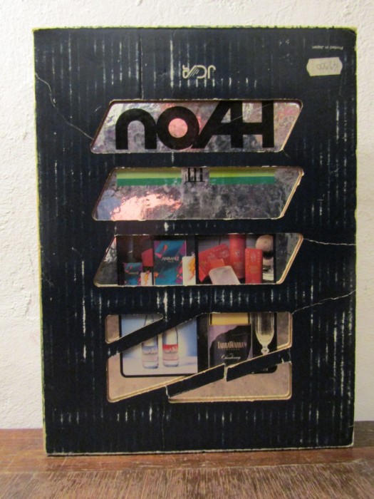 noAH Directory of International Package Design, vol. III