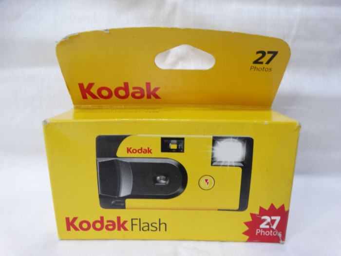 Kodak flash 27 aparat foto film cu o singura utilizare - sigilat expirat