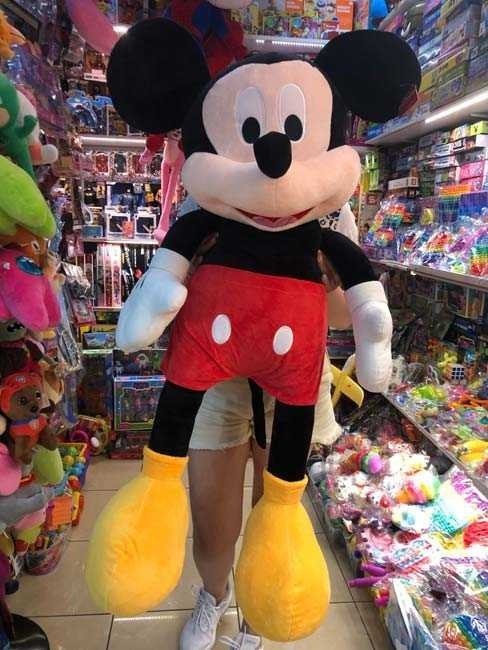 Mickey Mouse plus 1,30 m