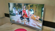 Smart Tv Thomson 4k 125cm curbat foto