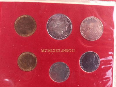SET MONETAR VATICAN - 1980 - 10, 20, 50, 100 SI 200 LIRE + 500 LIRE ARGINT - PAPA IOAN PAUL AL II-LEA, MONEDE UNC foto