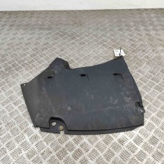 Scut motor dreapta spate AUDI A4 Allroad 8WH, B9 2017 OEM: 8W0825219A