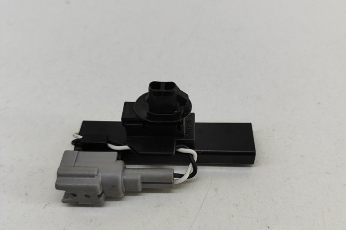Antena Keyless Entry SUZUKI SX4 S-Cross JYB 2023 OEM: 37175-57L00 26681042