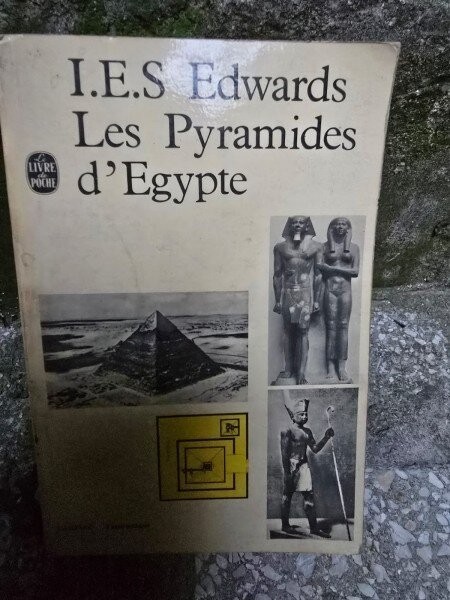 Les pyramides d Egypte - I.E.S. Edwards