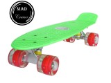 Penny board Mad Cruiser verde cu roti LED, 57 cm, ABEC 7