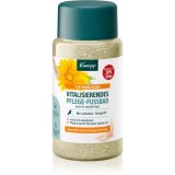 Kneipp Foot Care saruri de baie pentru tălpile picioarelor Bio Calendula &amp; Orange Oil 600 g