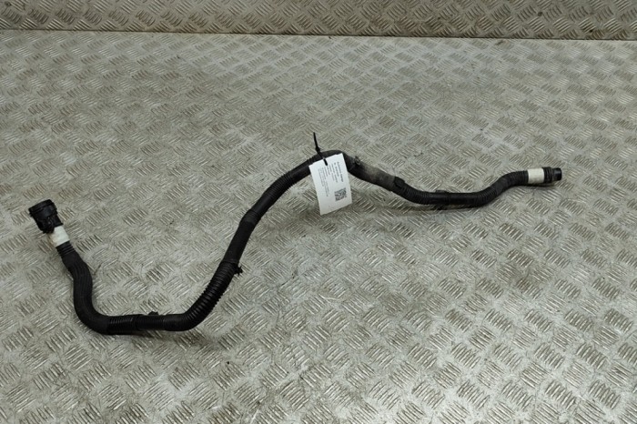 Furtun de lichid de răcire TESLA MODEL 3 2019 OEM: 1077592-77-F 23870420