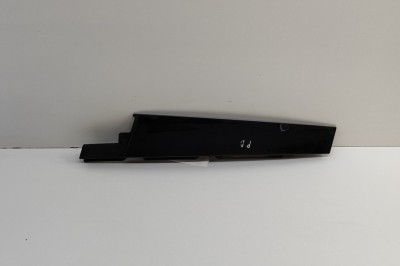 Ornament vertical ușă dreapta față VW PASSAT Variant B8 3G5 2020 OEM: 3G0837902AB 30435642 foto