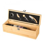 Cutie de vin pentru o sticla, cu 4 accesorii incluse, din lemn, 36cm x 11cm x 11.5cm