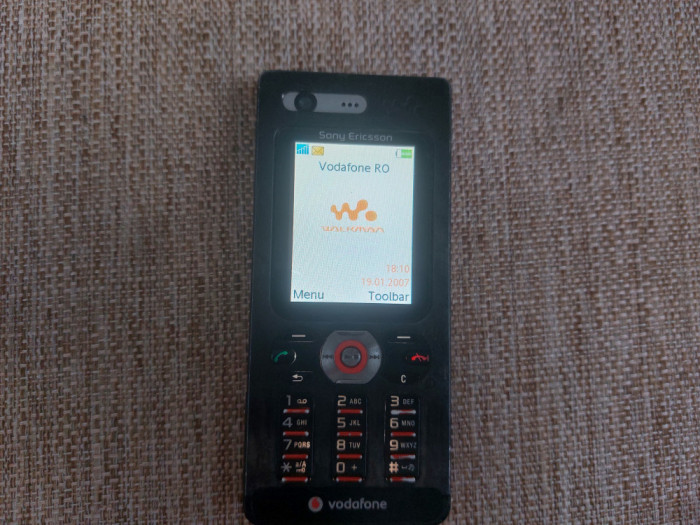 Telefon Rar Colectie Sony Ericsson W880 Orange Walkman Livrare gratuita!