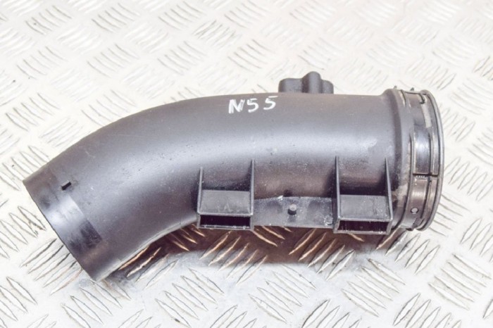 Tub de admisie aer BMW 5 F10 2013 OEM: 1054695S02,1056367S01 11595932