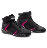 Cumpara ieftin Ghete moto Roadster femei All Season Ixon model Gambler WP LS culoare: negru/fuchsia (roz) (100% waterproof), 40
