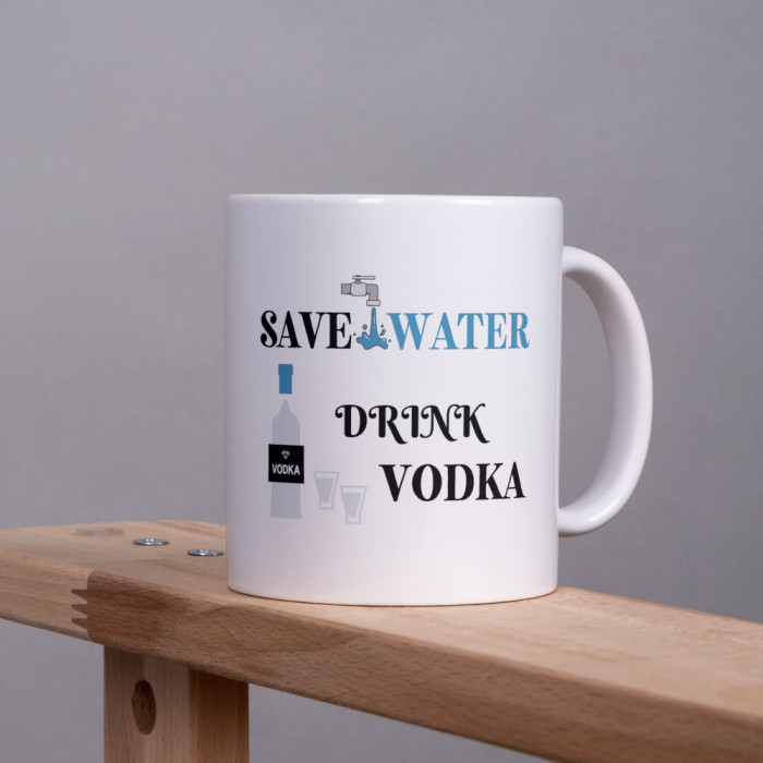 Cană personalizată &quot;Save water, drink vodka&quot; Termosensibila - Rosu exterior