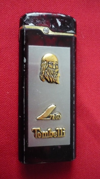 BRICHETA VECHE DE COLECTIE