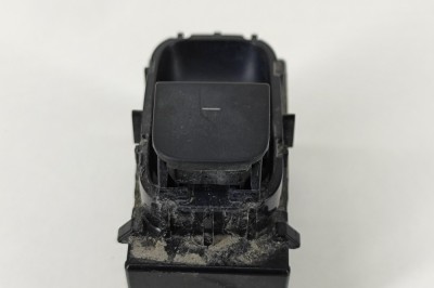 Buton geam ușă dreapta spate TESLA MODEL 3 2021 OEM: 1081038-02-F 22296602 foto