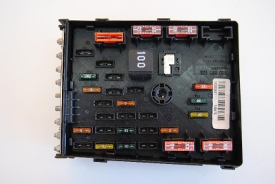 VW PASSAT Variant B7 365 2011 OEM: 3C0937125 SKU: 1522908 foto