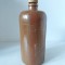 Sticla de ceramica gresie, vintage, 20cm inaltime x cca 8cm diametru, cu dop de pluta si lemn