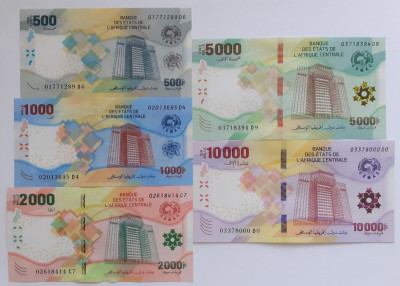 CENTRAL AFRICAN STATES - LOT 500 + 1000 + 2000 + 5000 + 10000 FRANCI 2020 - UNC foto