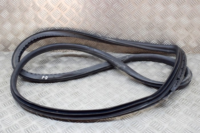 Garnitura ușă dreapta față BMW 2 Coupe F22, F87 2018 OEM: 7267912 | 15216930
