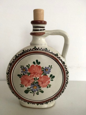 Butelca, plosca ceramica pictata manual motiv floral, flori, foto