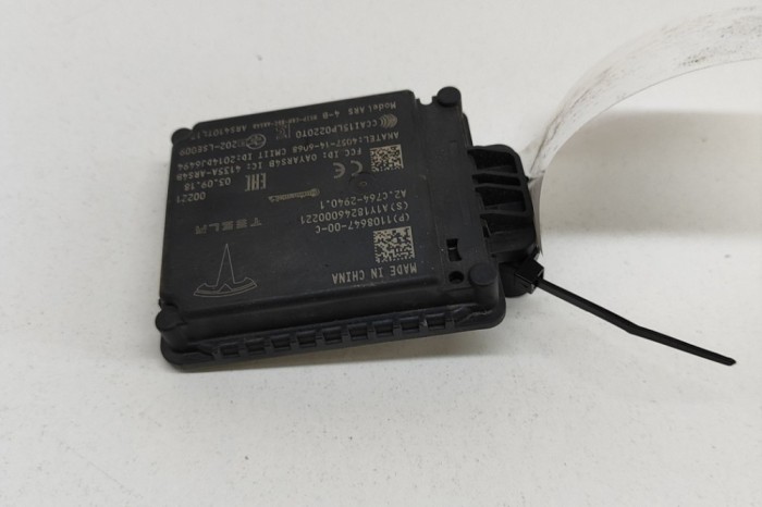 Senzor radar de distanță TESLA MODEL 3 2018 OEM: 1108647-00-C,A2C76429401,4135A-ARS4B 26047983