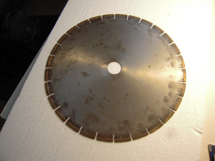 Disc de taiere din otel pt. debitat sticla, marmura diam. ext. 40.5cm, int. 4cm