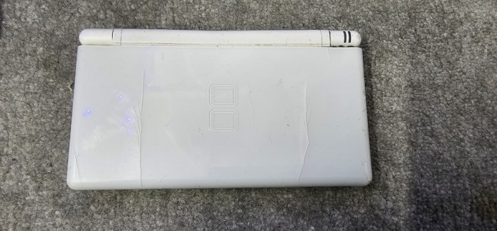 NINTENDO DS LITE USG-001 + 1 JOC , CITITI DESCRIEREA !