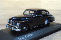 Macheta Opel Kapitan (1951) 1:43 Minichamps foto