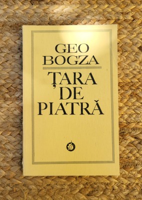 TARA DE PIATRA-GEO BOGZA foto