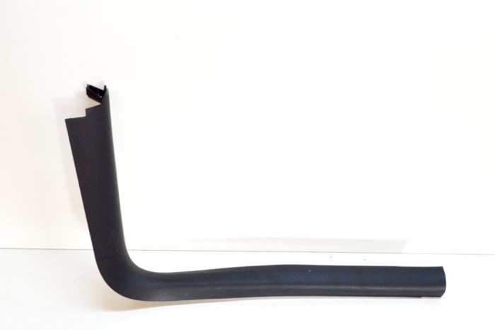 Ornament prag interior dreapta față TESLA MODEL Y 2020 OEM: 1494620-79-C 13576916