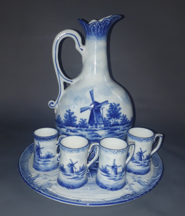 Wadi - Kisan Tee - Liqueur, ceramica de tip Delft (tava, ulcior si patru pahare)